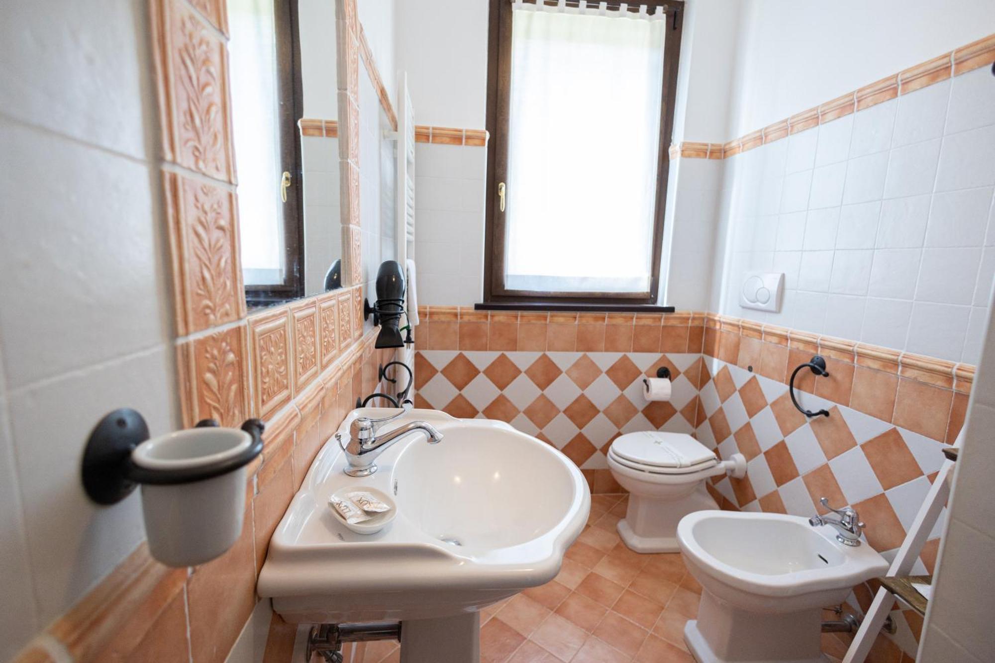 Di Colle In Colle - Country House With Private Pool Tuoro sul Trasimeno Exterior photo